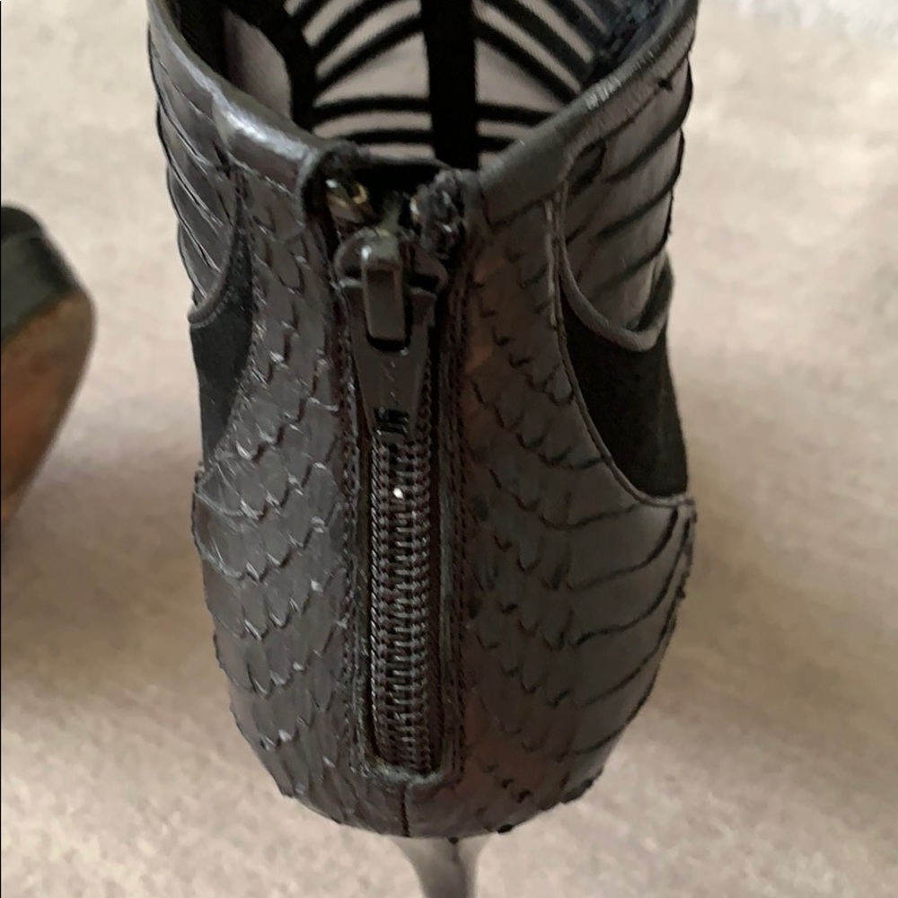 Jimmy Choo boots - Picture 6 of 6